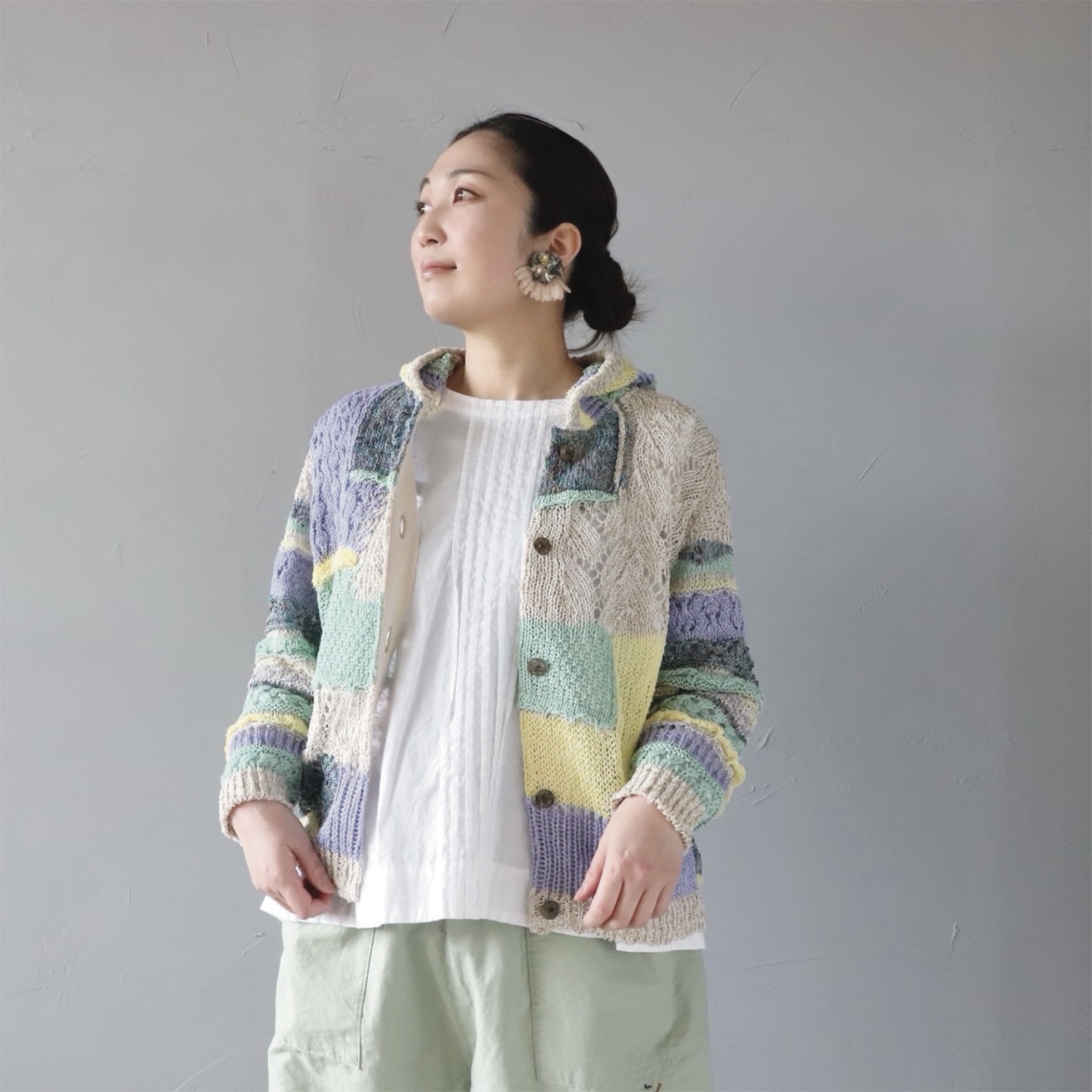 スプリングニットのカーディガン【M.KYOKO】