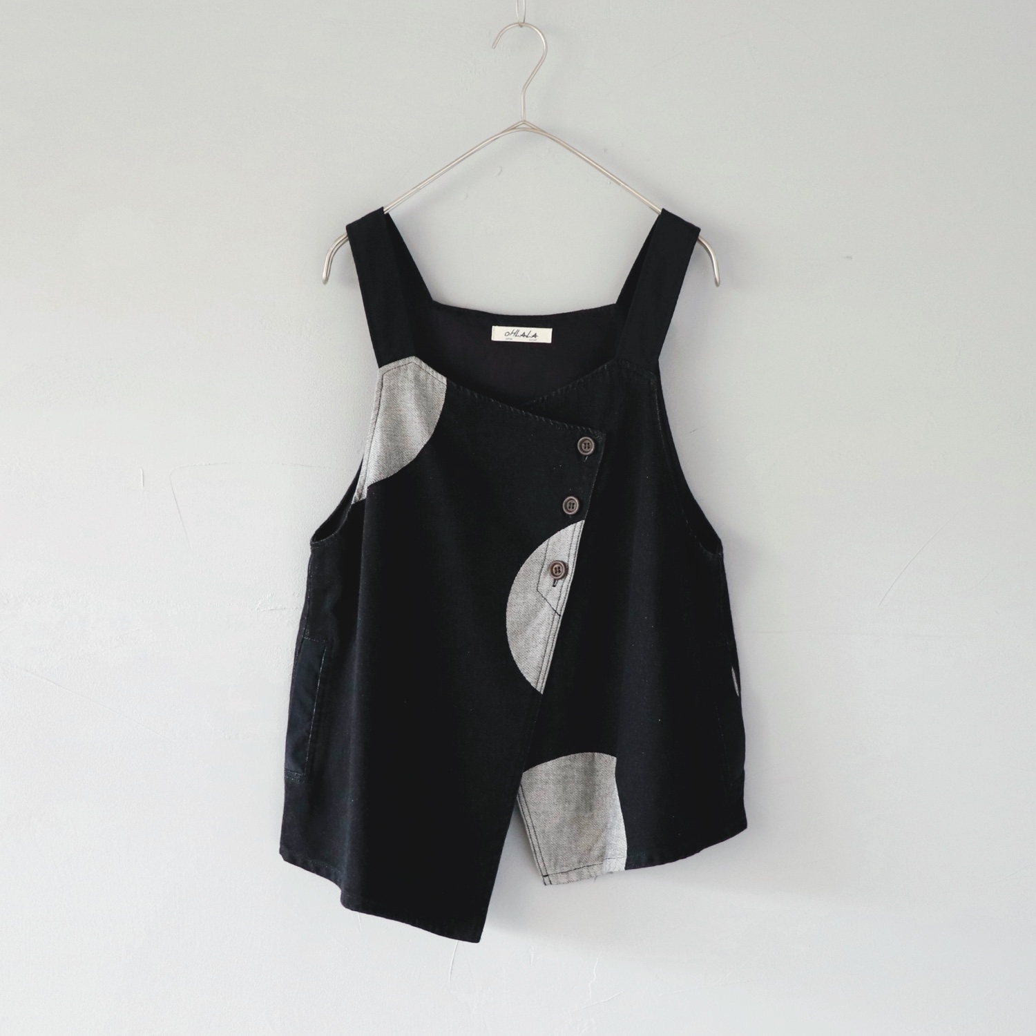 大きなドットのデニムベスト【oHLALA】