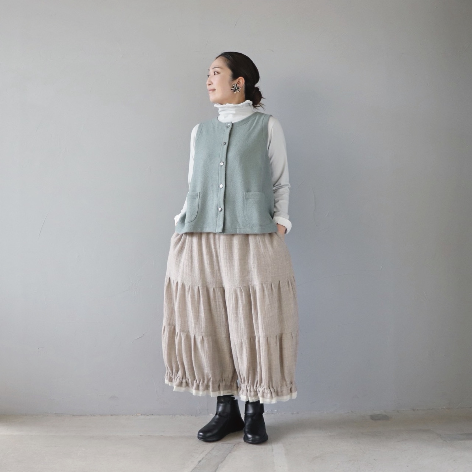 ウールガーゼのだんだんパンツ〈ベージュ〉【Le-Fluy】