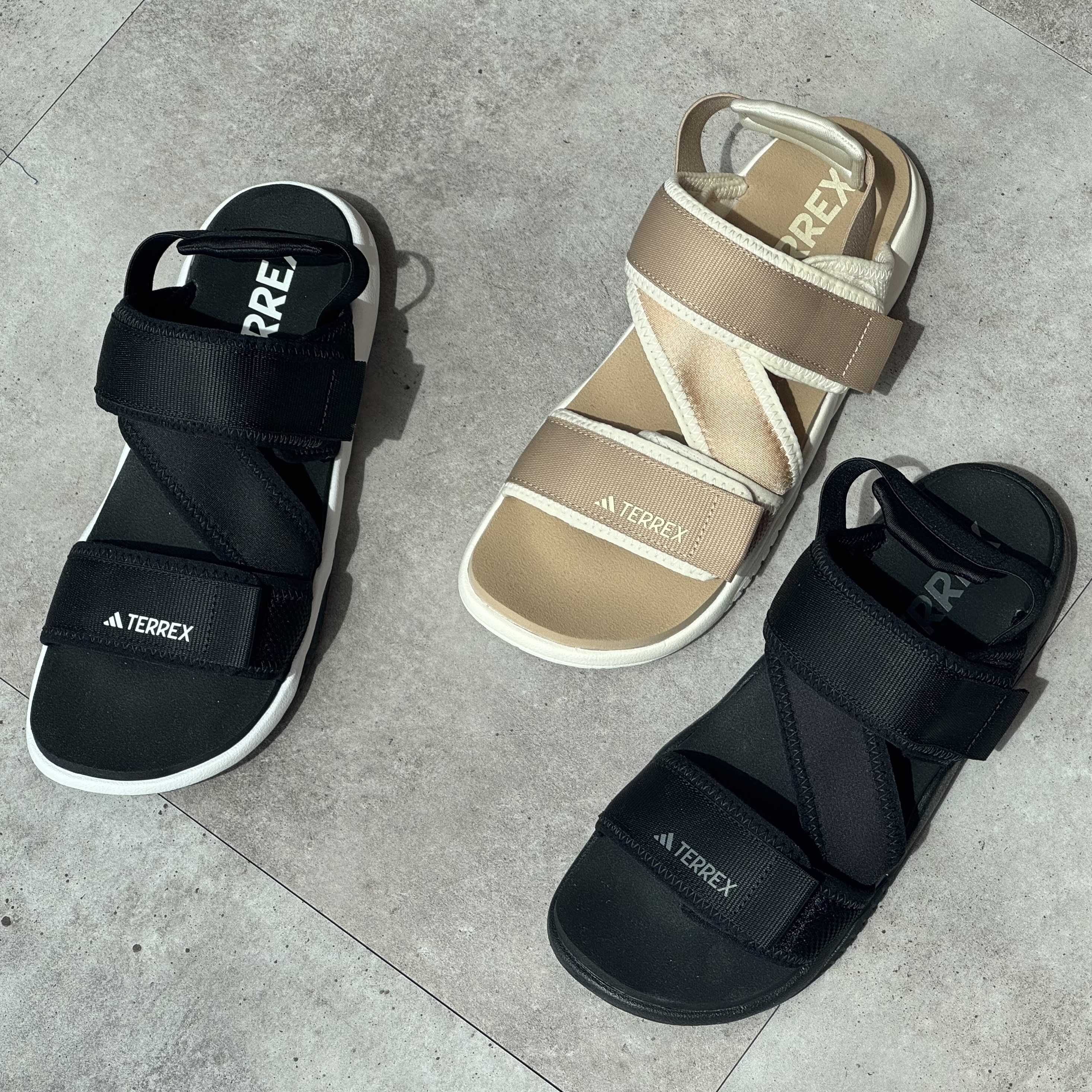 ★NEW★ ADIDAS サンダル