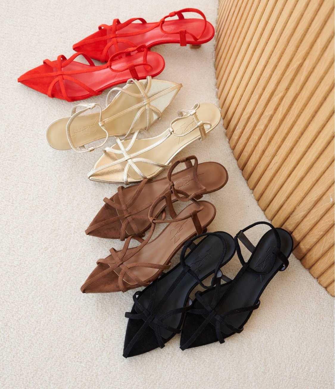 夏のお出掛けにも♡高見えサンダル