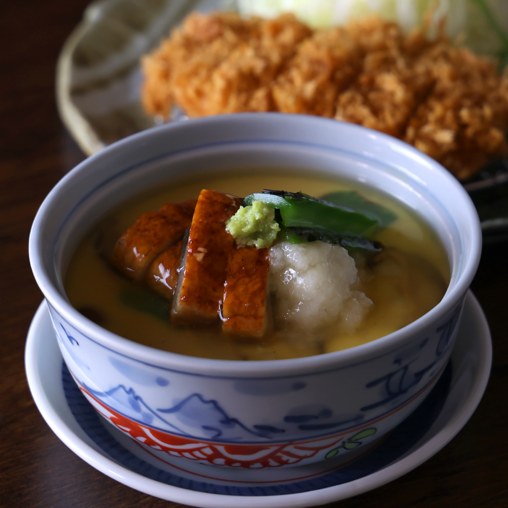 【季節のおすすめ】うなぎと万願寺とうがらしの大ぶり茶碗蒸し