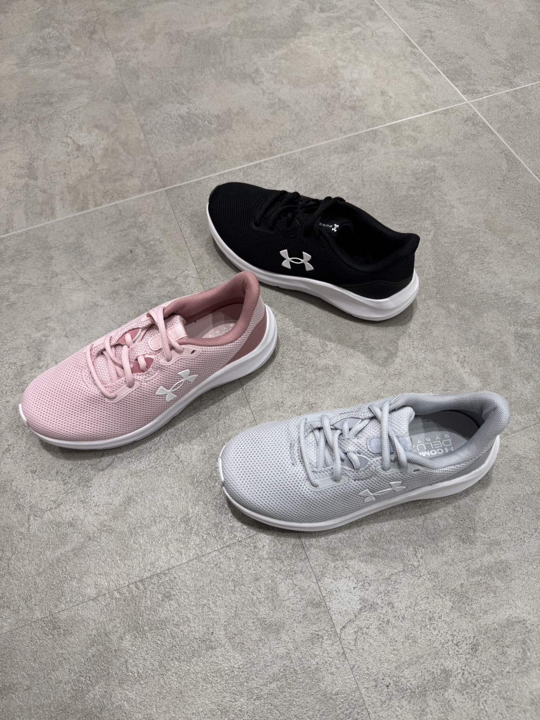 ★STAFF　RECOMMEND★ UNDER ARMOUR Infinite