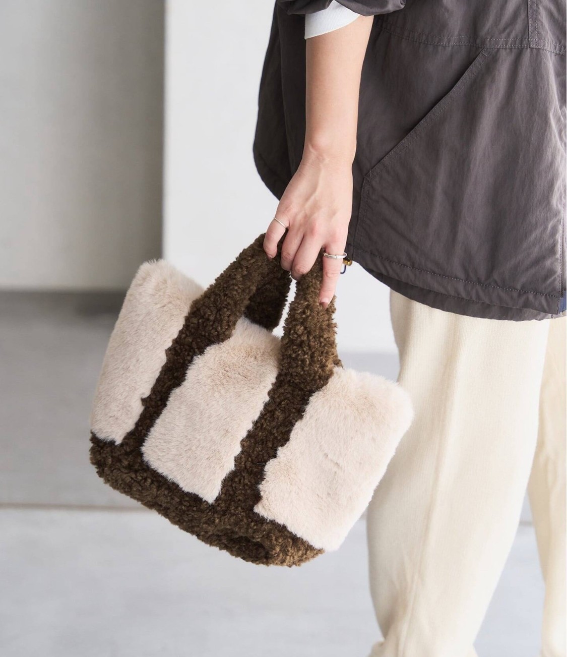 ＼ふわふわモコモコ♡／一目惚れバッグ