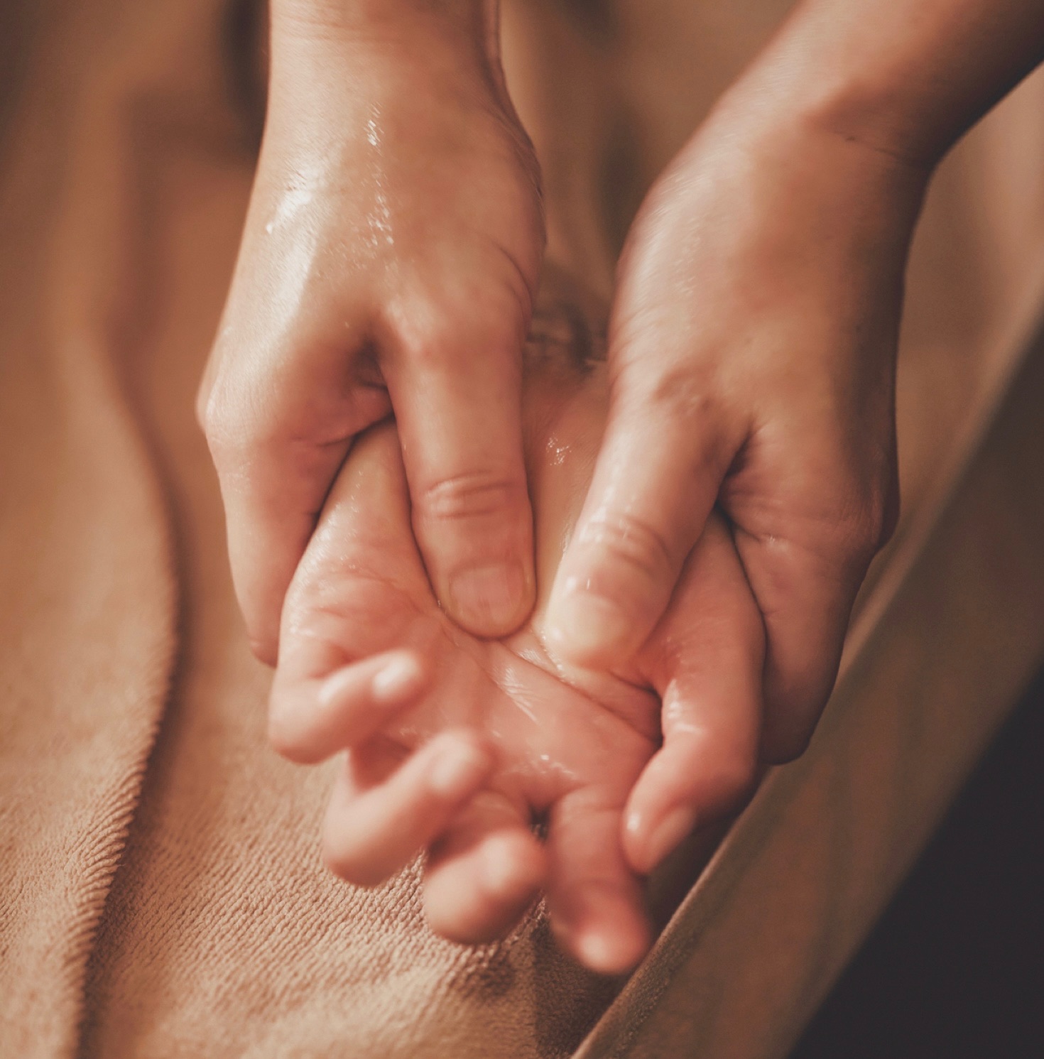 寒さと疲れを流す“冬のアロマトリートメント”