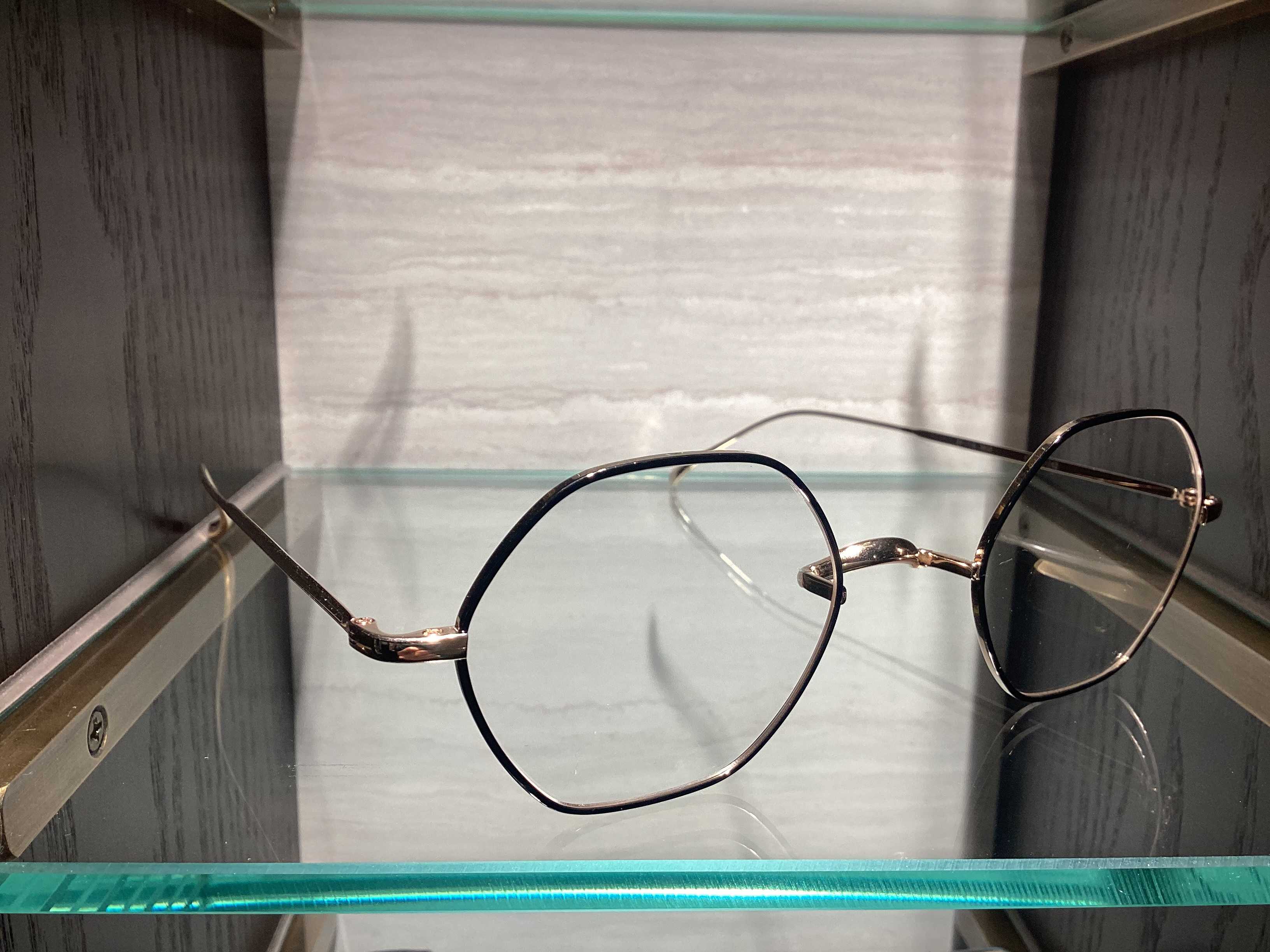 さりげなく遊びのあるデザインをお探しの方にオススメ！！