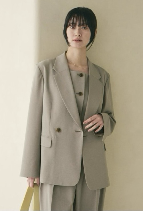 抜群の着回し力と洗える心強さでヘビロテ必須のダブルジャケット