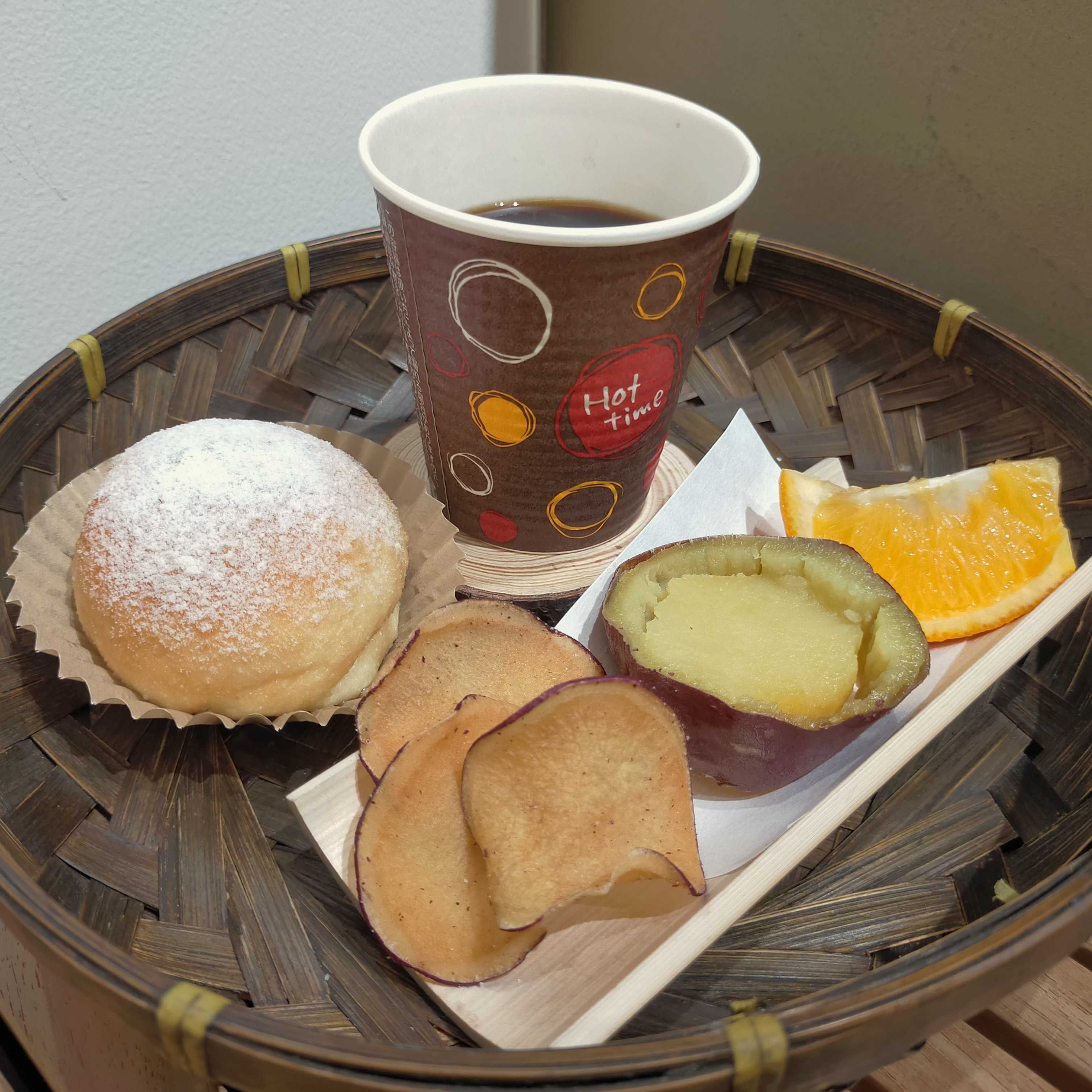   ちょっと 一服しよか。　A Moment of Rest from the Fields 