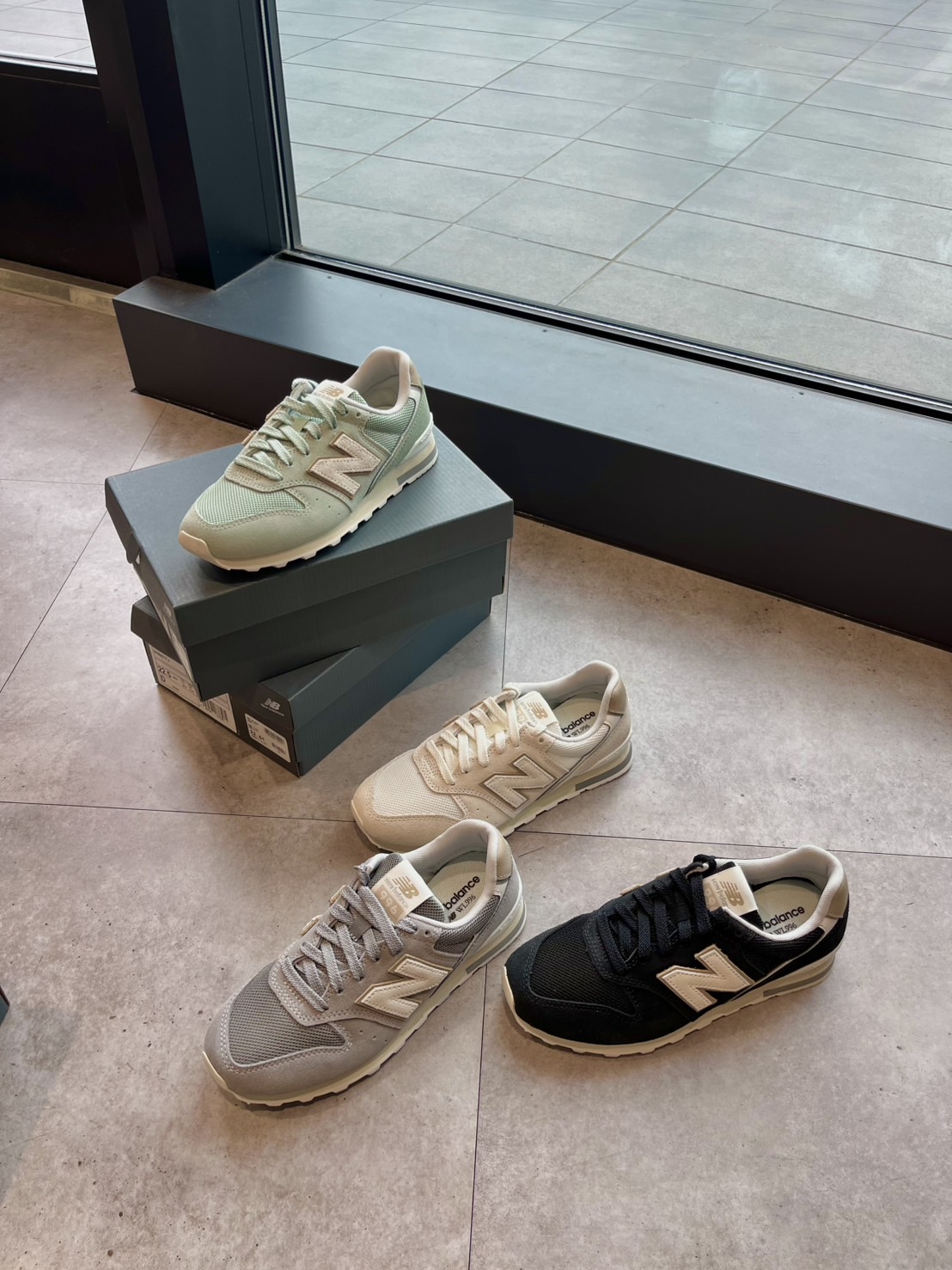 ★NEW★　NEW BALANCE 996