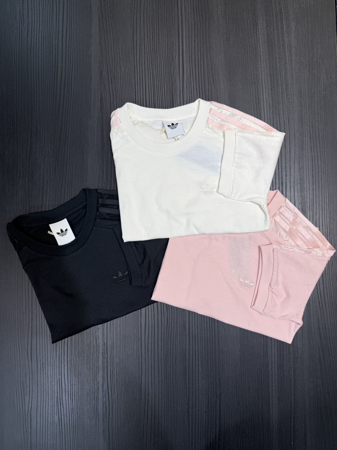 ★NEW★　アディダスアパレル春新作