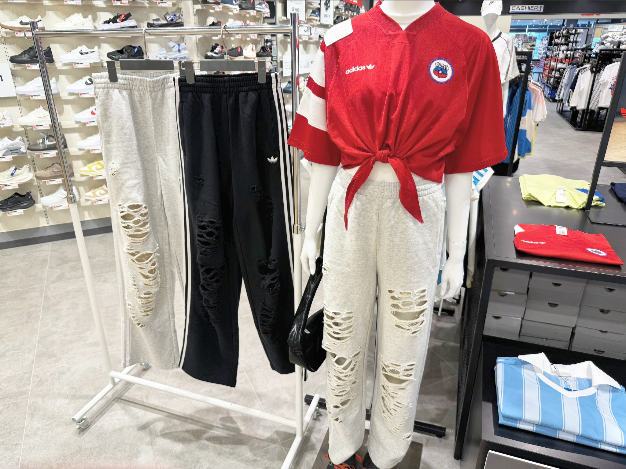 ★NEW★ ADIDASウェア 再入荷