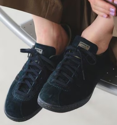 秋冬シーズンに映える＜adidas Originals＞「TOBACCO」別注カラー